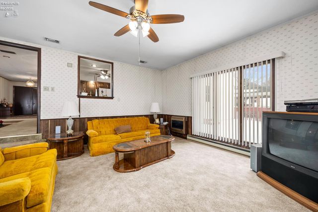 5804 Mccartney Road, Sandusky, OH 44870