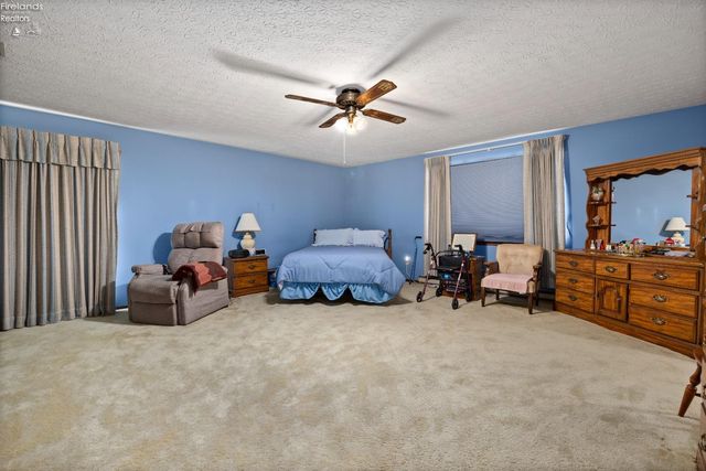 5804 Mccartney Road, Sandusky, OH 44870