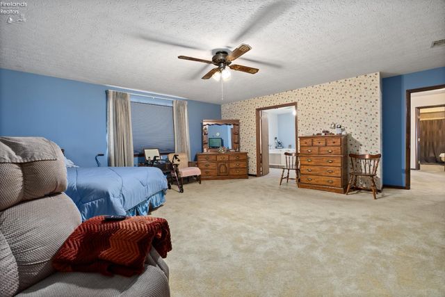 5804 Mccartney Road, Sandusky, OH 44870