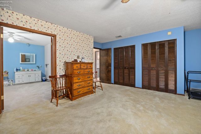 5804 Mccartney Road, Sandusky, OH 44870