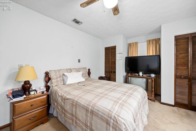 5804 Mccartney Road, Sandusky, OH 44870