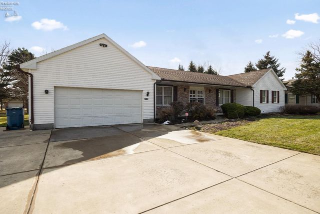 5804 Mccartney Road, Sandusky, OH 44870