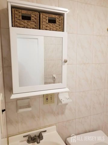 33 Avenel Street, Avenel, NJ 07001