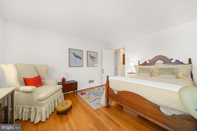 322 DEVON STATE RD, Devon, PA 19333