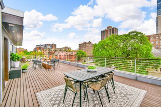 785 E Kilbourn AVENUE, Milwaukee, WI 53202