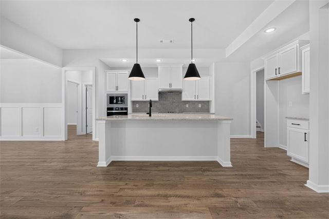 2021 Oconee Bluff Drive, Athens, GA 30601