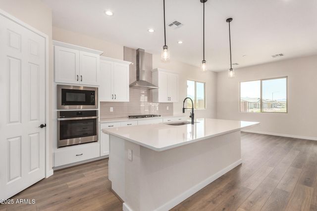 10512 S 48TH Glen, Laveen, AZ 85339