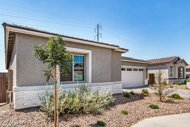 10512 S 48TH Glen, Laveen, AZ 85339