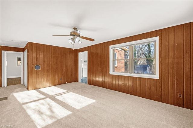 5424 Skylark Road, Pfafftown, NC 27040