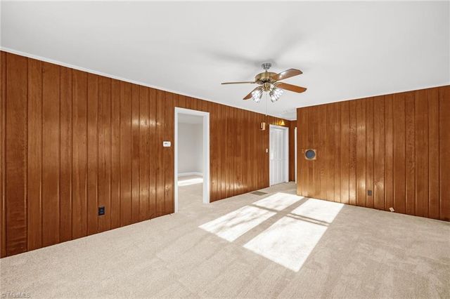 5424 Skylark Road, Pfafftown, NC 27040