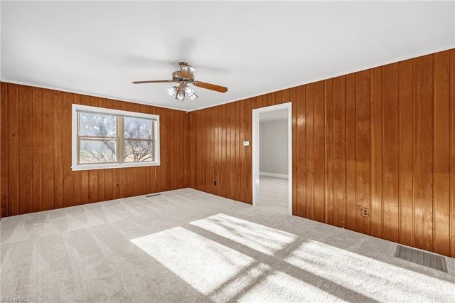 5424 Skylark Road, Pfafftown, NC 27040