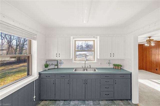 5424 Skylark Road, Pfafftown, NC 27040