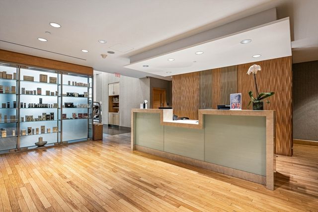 500 Atlantic Ave 14S, Boston, MA 02210