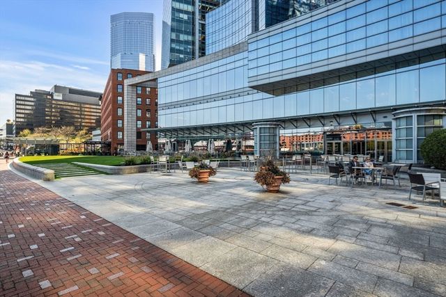 500 Atlantic Ave 14S, Boston, MA 02210