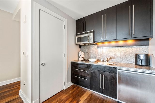 500 Atlantic Ave 14S, Boston, MA 02210