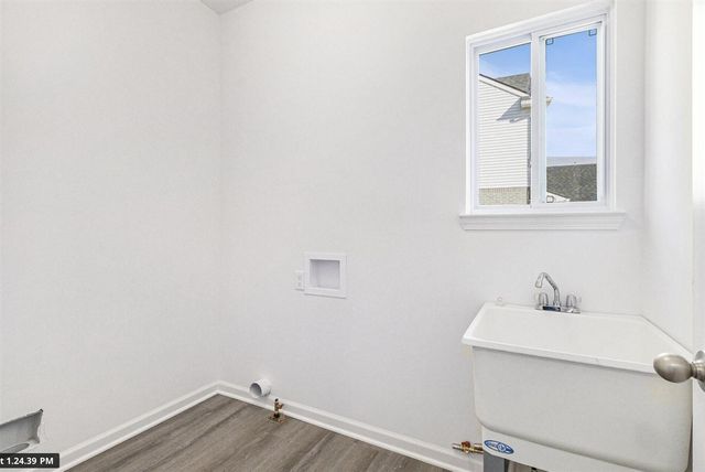 43518 S Timberview Drive, Belleville, MI 48111