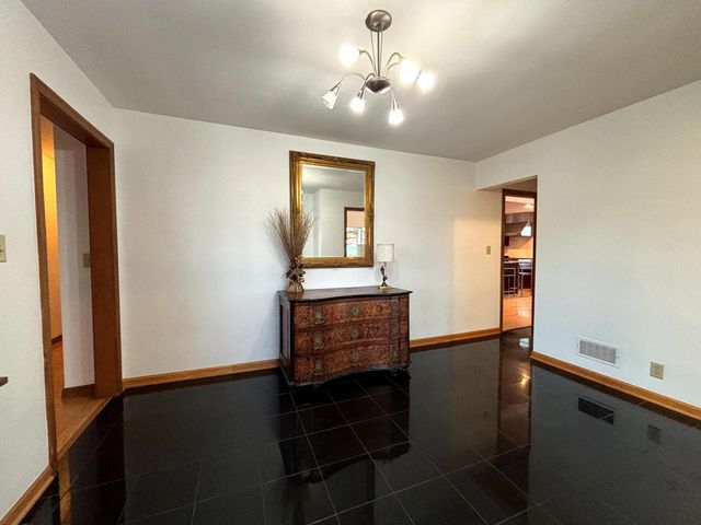 7744 2nd AVENUE, Kenosha, WI 53143