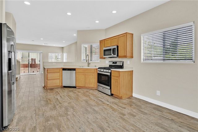 6355 Urban Creek Court, Las Vegas, NV 89148