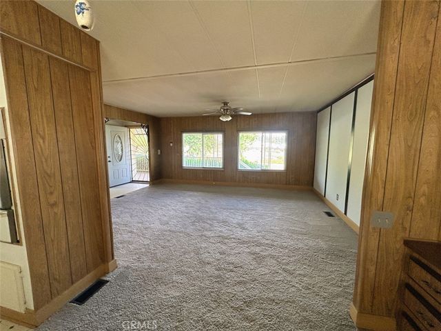 28205 El Toro, Lake Elsinore, CA 92532