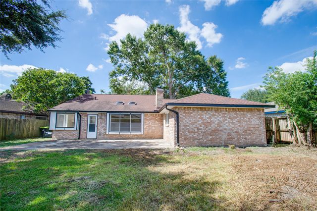 1639 Castle Creek Drive, Missouri City, TX 77489