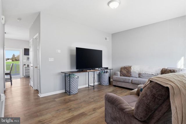 348 CAPE CLIMB, York, PA 17408