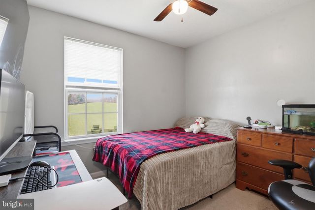 348 CAPE CLIMB, York, PA 17408