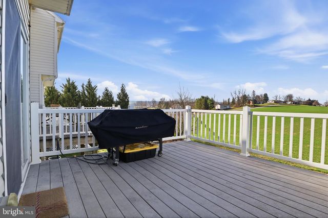 348 CAPE CLIMB, York, PA 17408