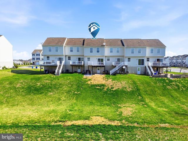 348 CAPE CLIMB, York, PA 17408