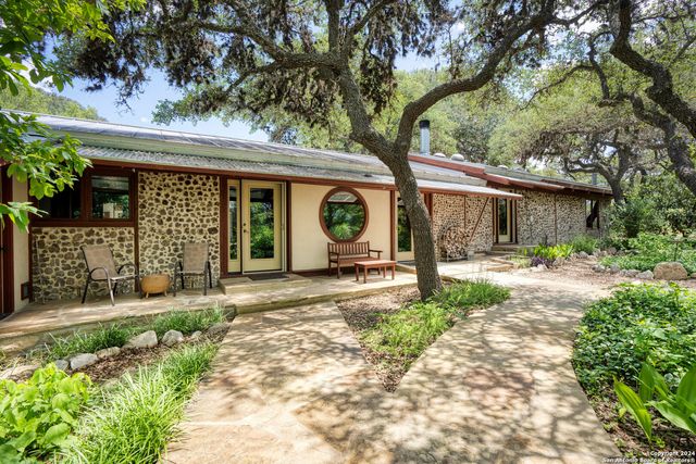 801 Mickle Creek, Medina, TX 78055