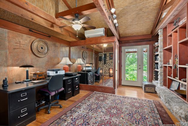 801 Mickle Creek, Medina, TX 78055