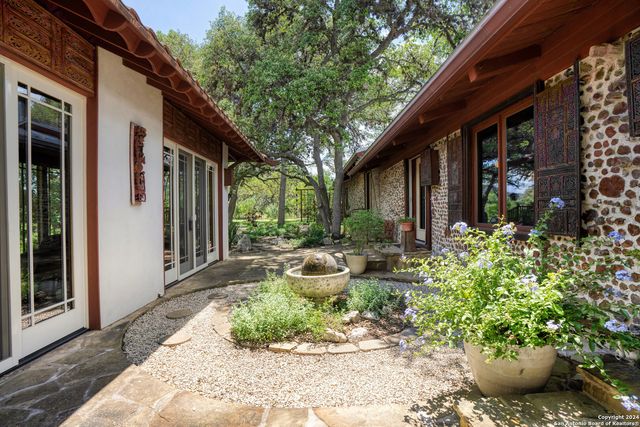 801 Mickle Creek, Medina, TX 78055