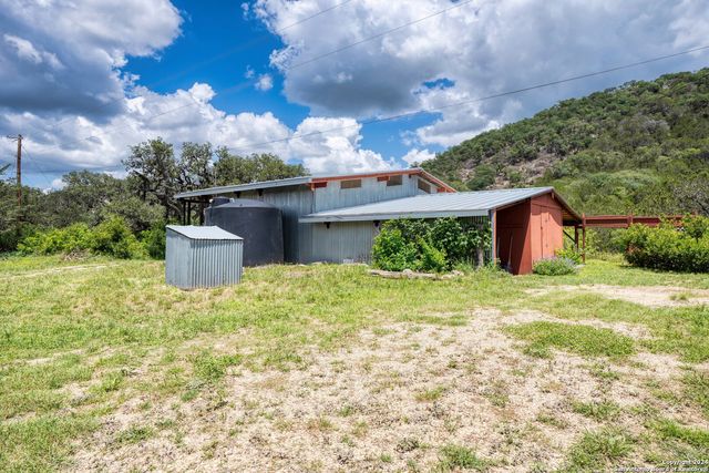 801 Mickle Creek, Medina, TX 78055