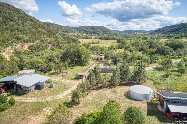 801 Mickle Creek, Medina, TX 78055