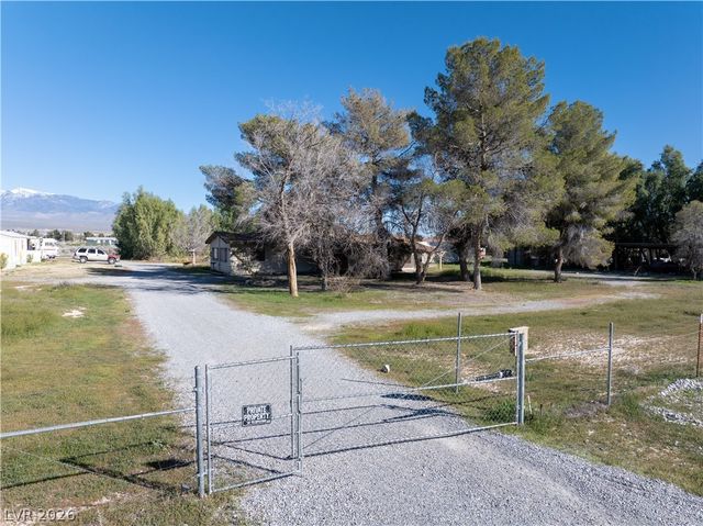 1911 Pearl Lane, Pahrump, NV 89060