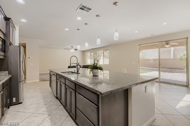 9705 Wildflower Vista Avenue, Las Vegas, NV 89166