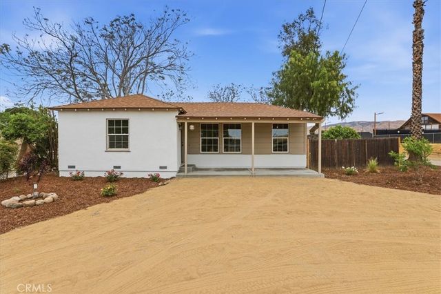 32568 Kentucky Street, Yucaipa, CA 92399