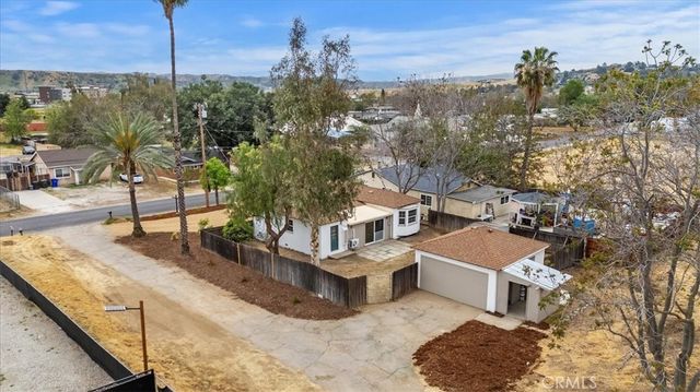 32568 Kentucky Street, Yucaipa, CA 92399
