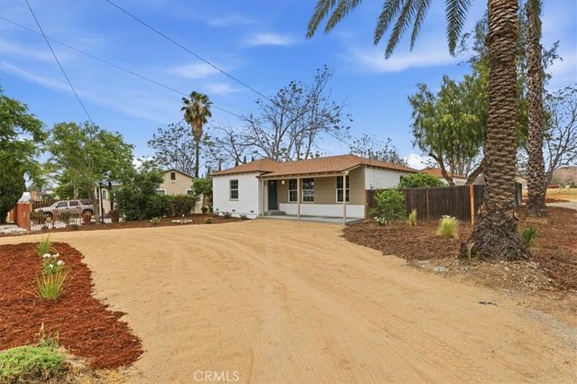 32568 Kentucky Street, Yucaipa, CA 92399