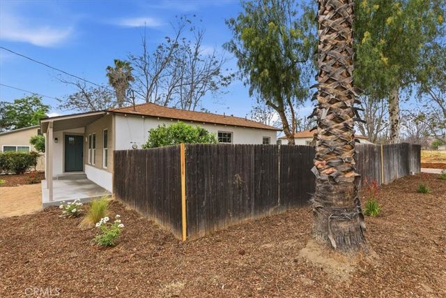 32568 Kentucky Street, Yucaipa, CA 92399