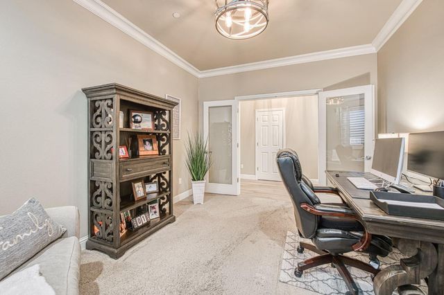 3944 Buckingham Avenue, Clovis, CA 93619