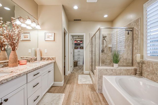 3944 Buckingham Avenue, Clovis, CA 93619