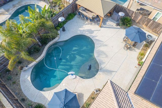 3944 Buckingham Avenue, Clovis, CA 93619