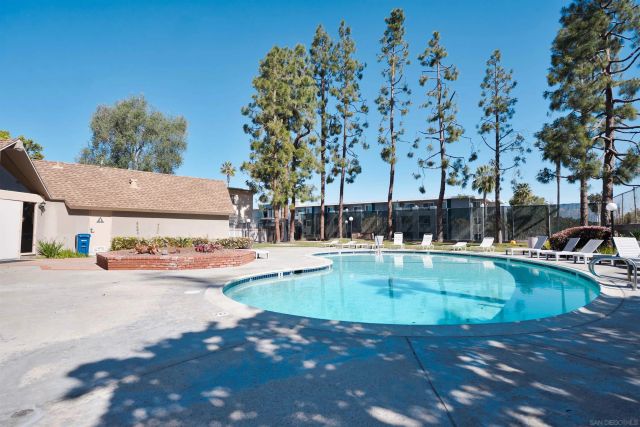 3832 Groton St 2, San Diego, CA 92110