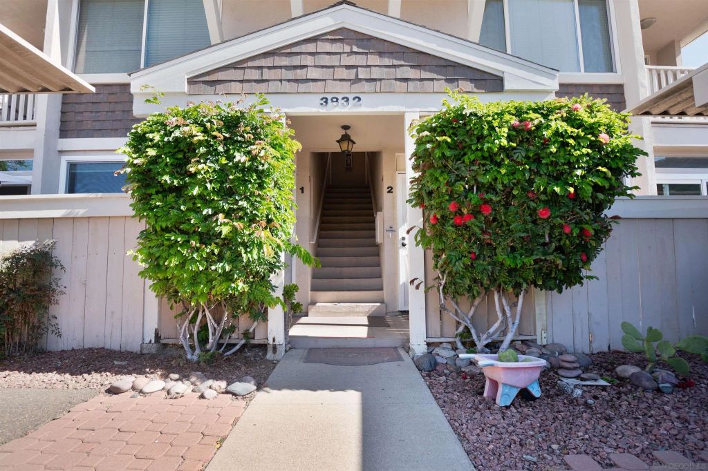 3832 Groton St 2, San Diego, CA 92110