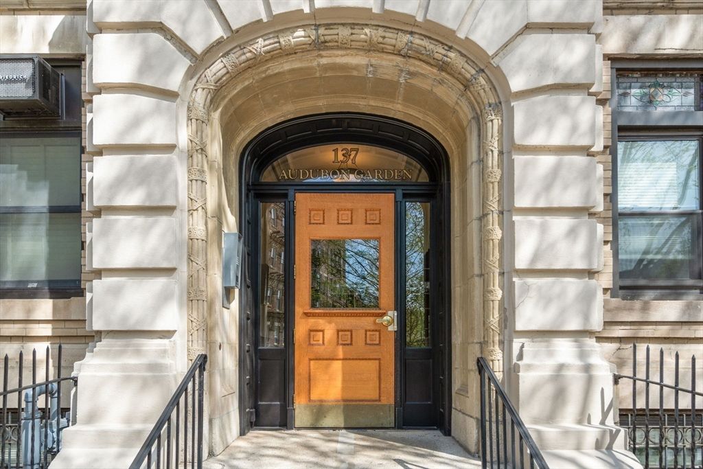 137 Peterborough St 21, Boston, MA 02215