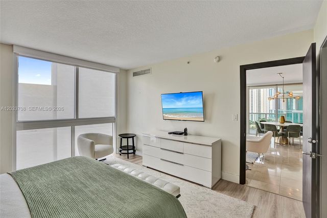 150 Sunny Isles Boulevard 11601, Sunny Isles Beach, FL 33160