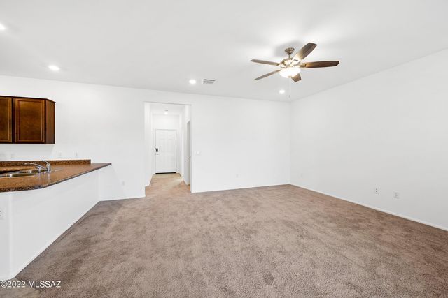 6330 S Crescent Peak Drive, Tucson, AZ 85706