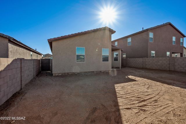 6330 S Crescent Peak Drive, Tucson, AZ 85706