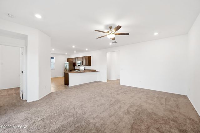 6330 S Crescent Peak Drive, Tucson, AZ 85706