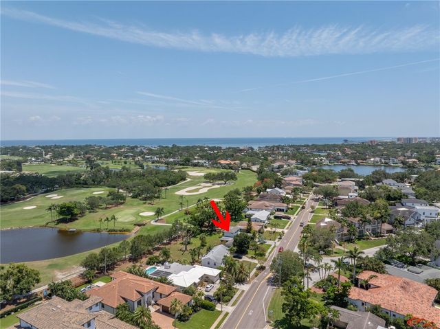 167 ALMEDO WAY NE, St Petersburg, FL 33704